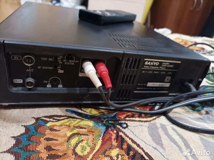 Видеомагнитофон Sanyo