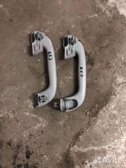 Ручка потолочная Мазда CX9