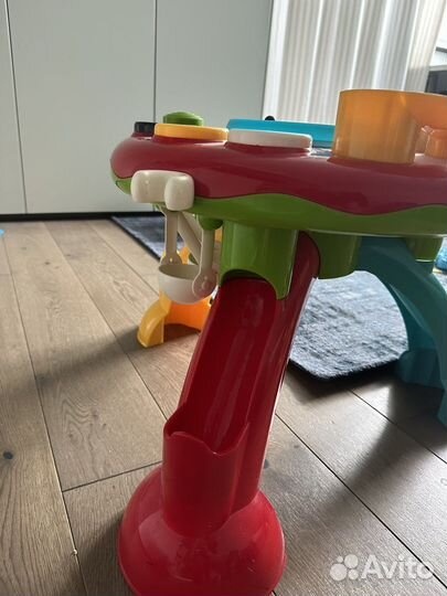 Развивающий стол с шариками