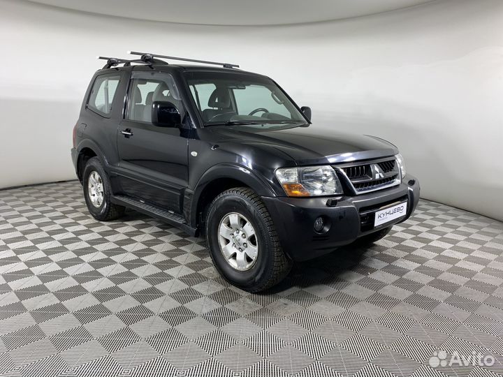 Mitsubishi Pajero 3.2 AT, 2004, 293 216 км