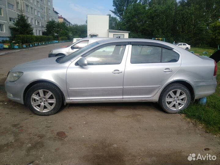 Skoda Octavia 1.8 AMT, 2009, битый, 180 000 км
