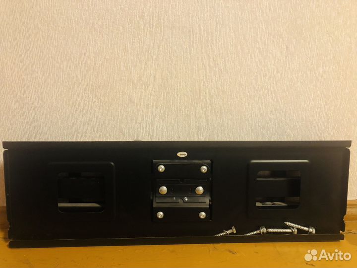 Кронштейн для телевизора поворотный