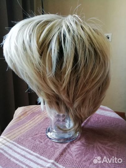 Парик блонд короткий