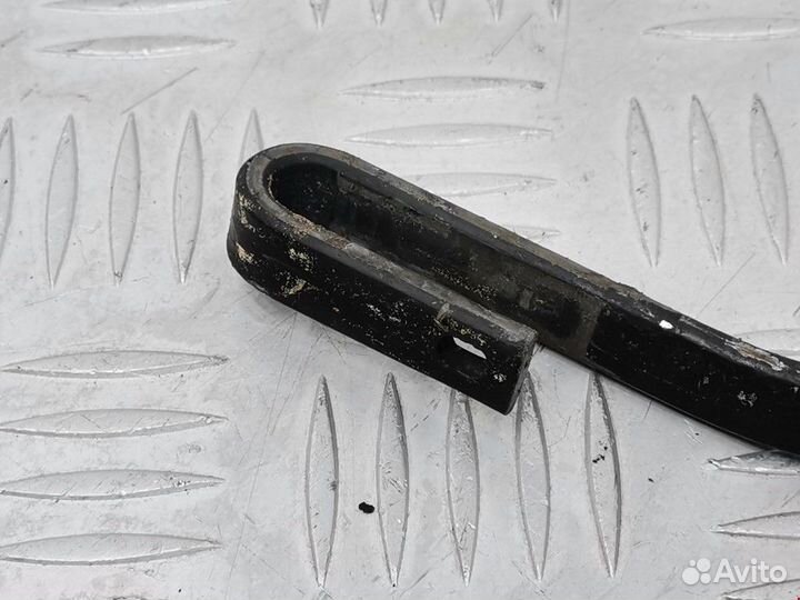 Щеткодержатель (поводок стеклоочистителя, дворник)