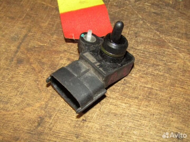 Датчик абсолютного давления i40 2011