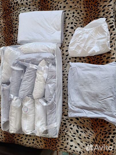 Бортики в детскую кроватку