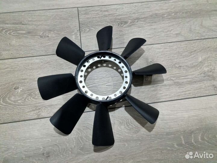 Крыльчатка вентилятора 2.4 2.6 2.8 Audi, VW, Skoda