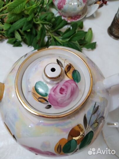 Чайник и ваза фарфор