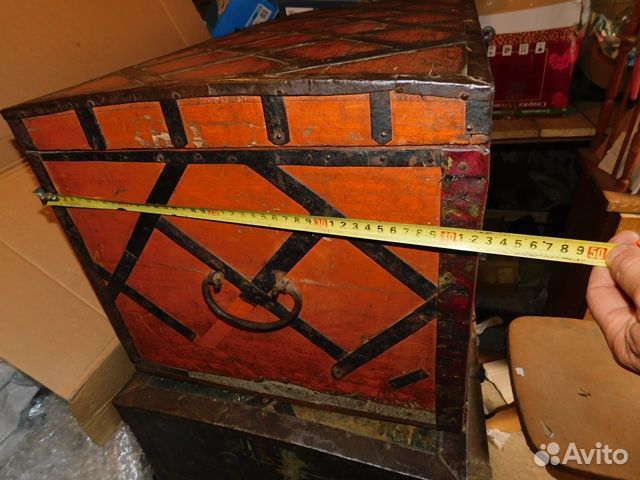 Уникальный, антикварный, красивый сундучок Р.И