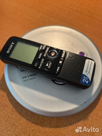 CD Плеер Samsung и 2 диктофона из 2003-2010 гг