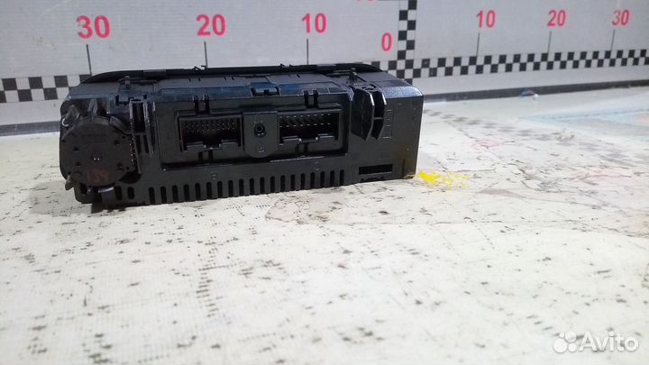 Блок управления климатом VW Polo