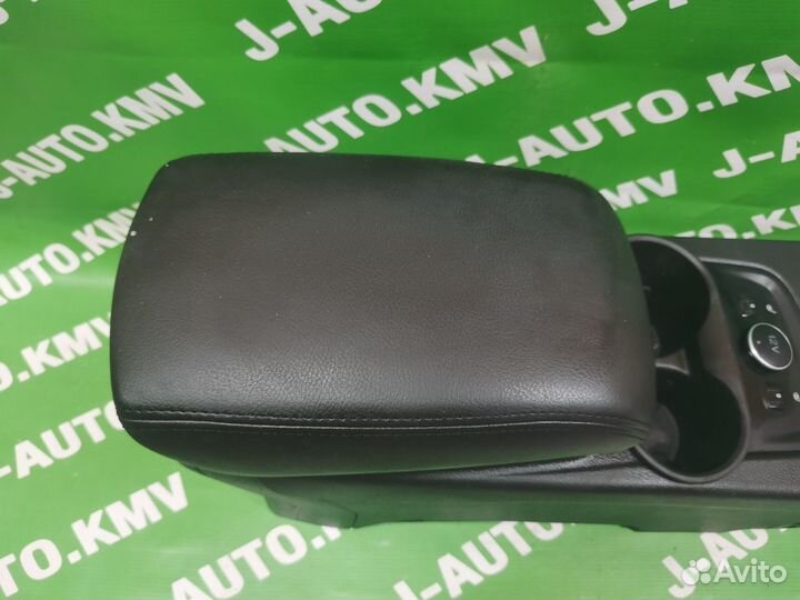 Консоль Ford Focus