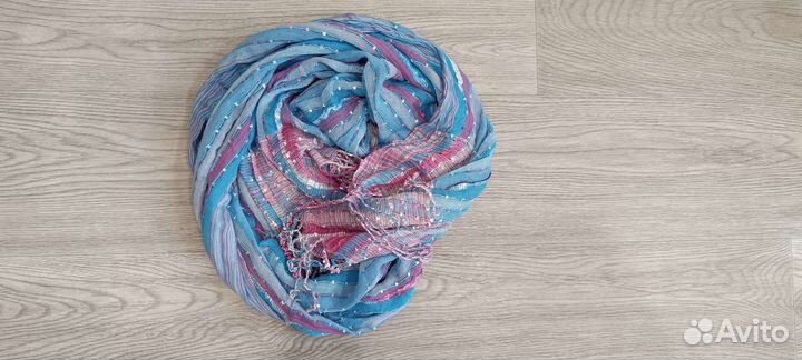 Женские шарфы и палантины пакетом