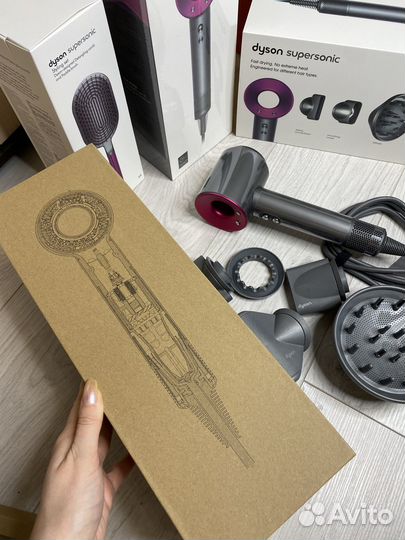 Фен стайлер Dyson 1:1 + Расчески Набор Дайсон HD08