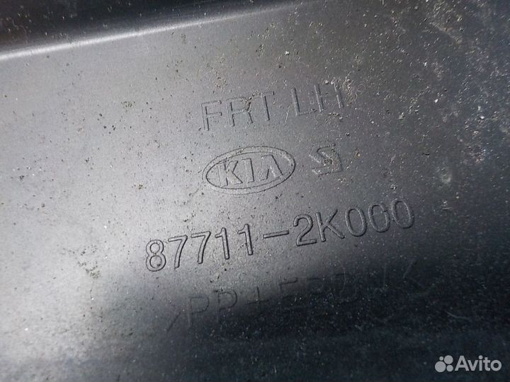 Молдинг двери передней левой KIA Soul 1 2009-2014