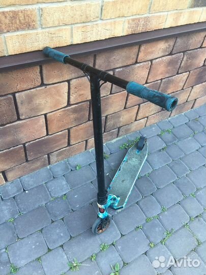 Трюковой самокат MGP VX8 Team Scooter