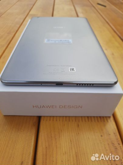 Планшет huawei mediapad m3