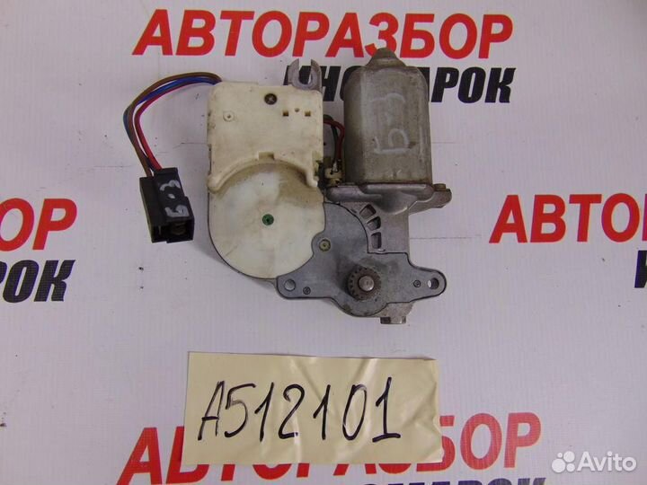 Моторчик люка для Volkswagen Passat 1988-1993г