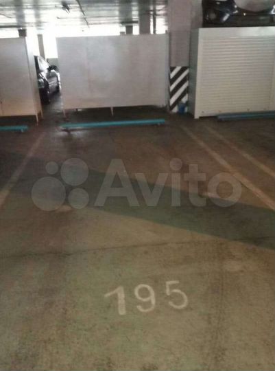 Машиноместо, 16 м²