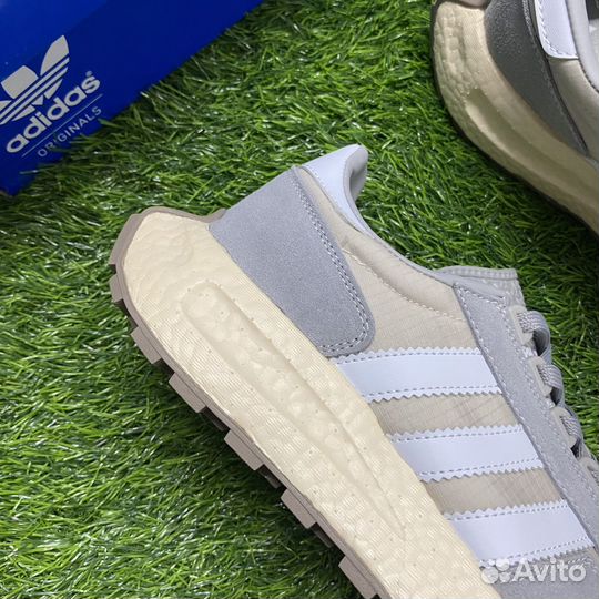 Кроссовки adidas Retropy E5 (в наличии)