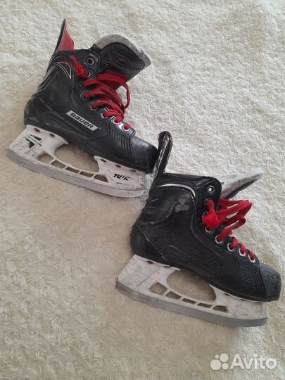 Хоккейные коньки bauer vapor 1x