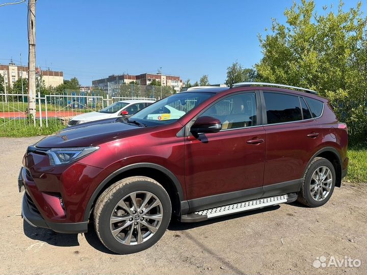 Toyota RAV4 2.2 AT, 2018, 49 000 км