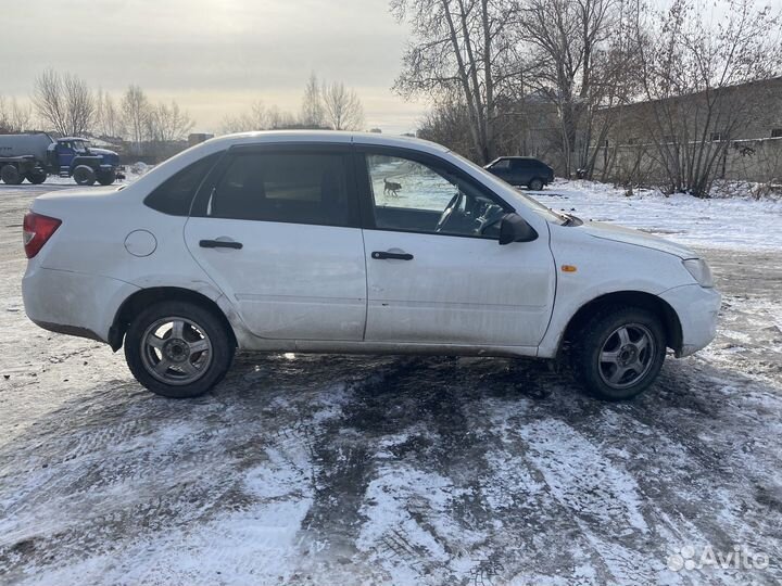 LADA Granta 1.6 МТ, 2013, 241 000 км