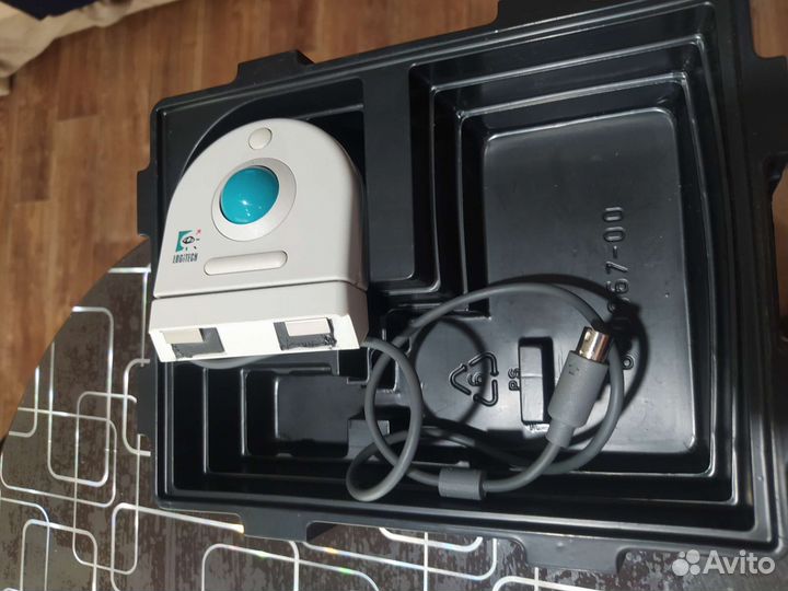 Трекбол logitech