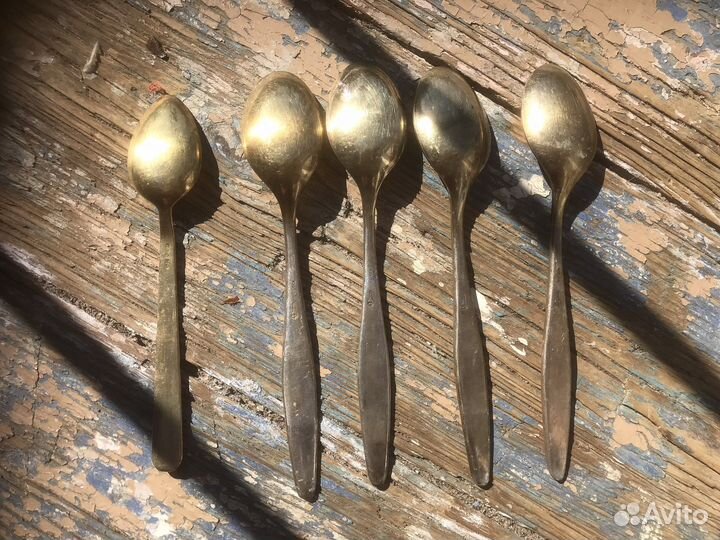 Ложки из серебра, мельхиор, вилки разные