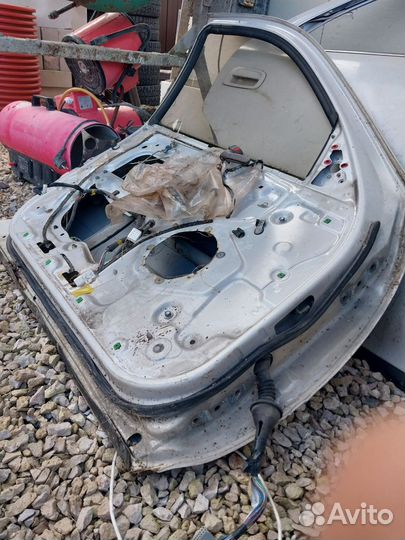 Двери Toyota Cresta x90