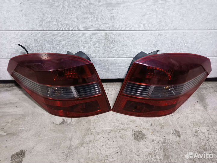 Фонари универсал Renault Laguna 3