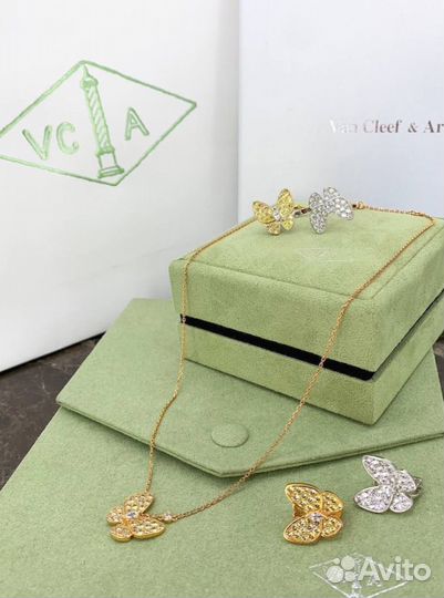 Кулон Van Cleef Arpels Золото Цирконы