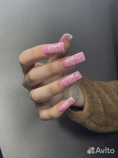 Маникюр, наращивание ногтей, шеллак