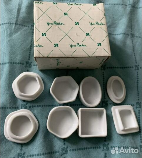 Винтажные сувенирные фарфоровые баночки Yves Roche
