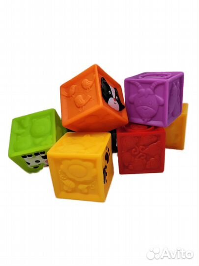 Развивающие мягкие кубики для малышей