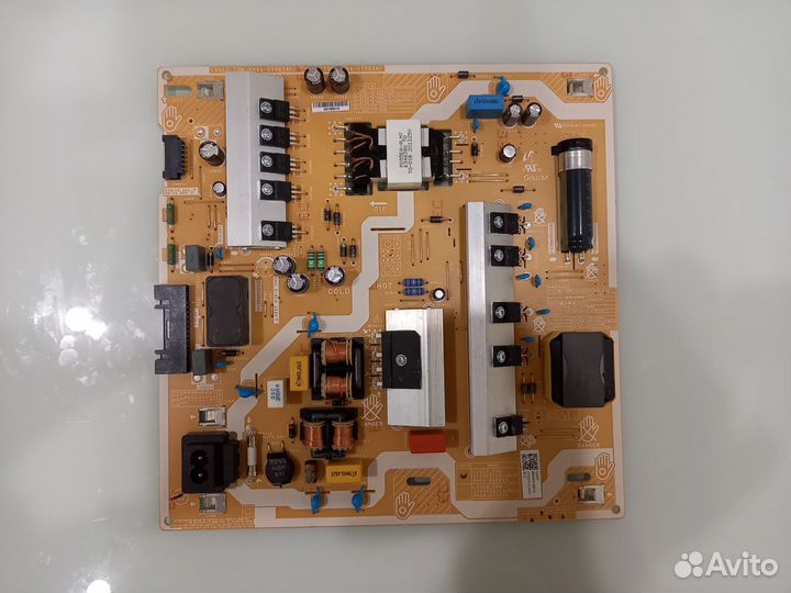 Разбор Samsung ue50tu8510