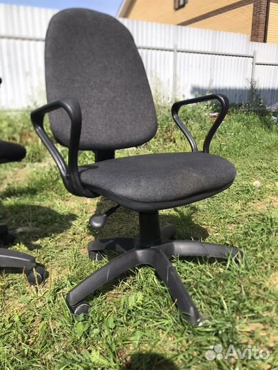 Компьютерное кресло