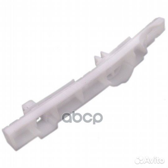 Кронштейн бампера 622249U000 nissan