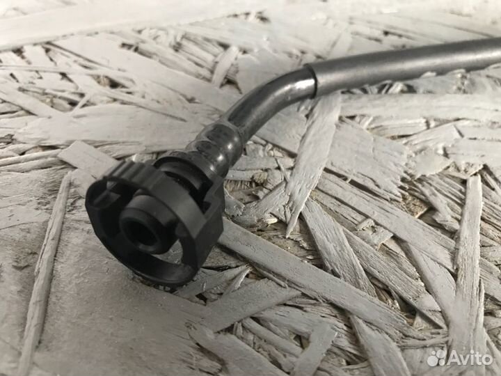 Трубка вакуумная Audi A3 8P ccza 2009