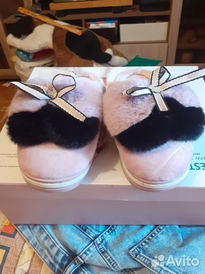 Женские домашние тапочки