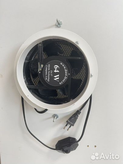 Встроенная вытяжка для маникюра