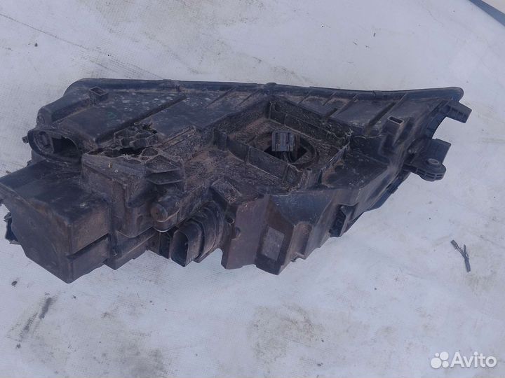 Фара правая Skoda Octavia A7 2012-2020г