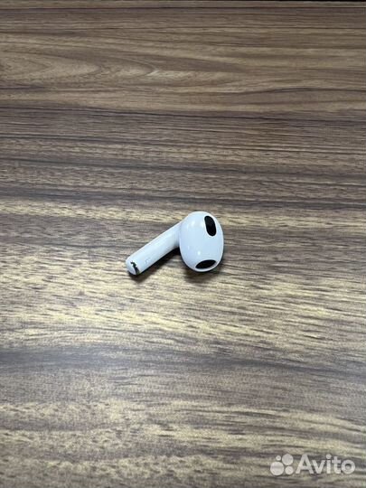 Левый наушник Apple AirPods 3