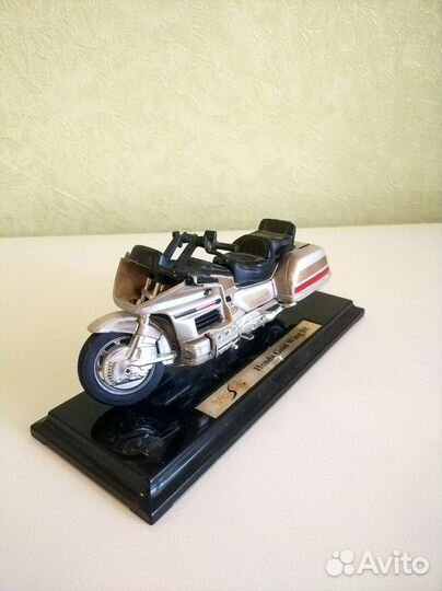 Модель мотоцикла Honda Gold Wing SE