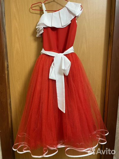 Праздничные платья