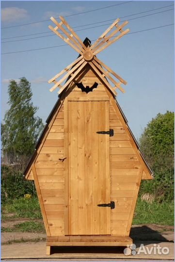 Дачный туалет с декором мэж 654