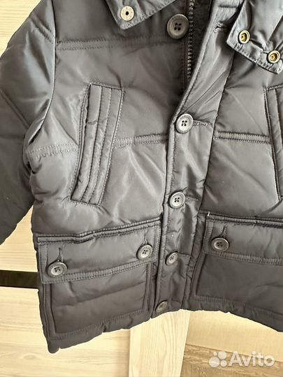 Демисезонная куртка benetton