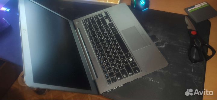 Ноутбук,Samsung530U4B