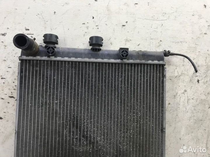 Радиатор двс Citroen C3 DV6ated4 2004