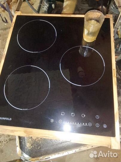 Индукционная варочная панель